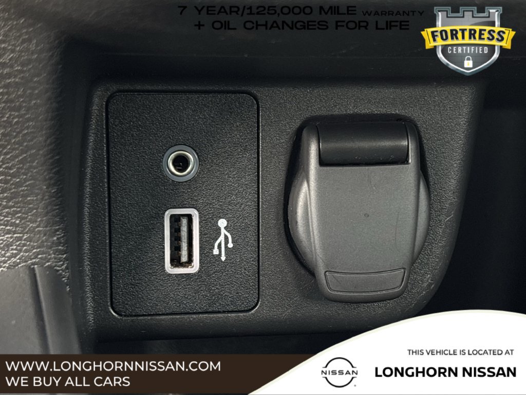 Used 2025 Nissan Versa S w/ Trunk Package FWD image 16