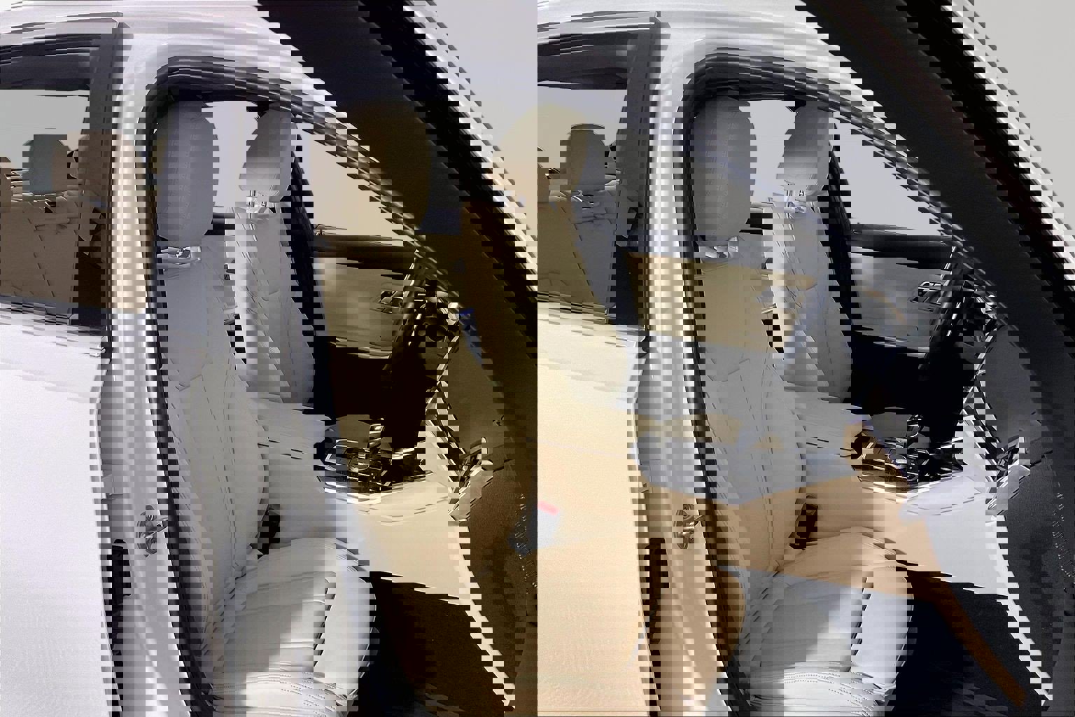 Used 2021 BMW 330i xDrive Sedan w/ Convenience Package image 12