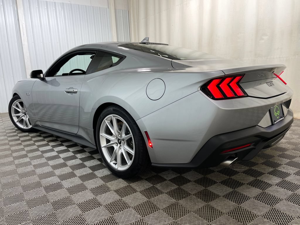 Used 2024 Ford Mustang GT Premium RWD image 41