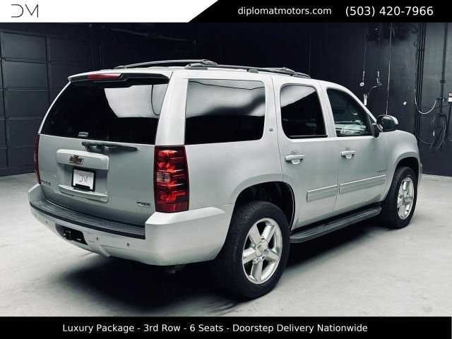 Used 2010 Chevrolet Tahoe LT w/ Luxury Package AWD/4WD image 7