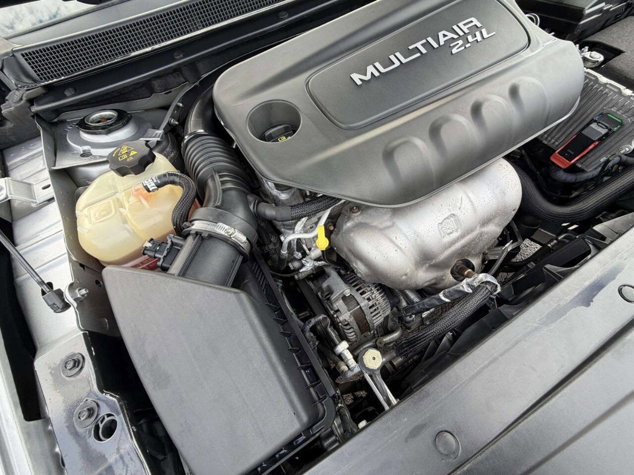 Used 2016 Chrysler 200 S w/ Comfort Group image 29