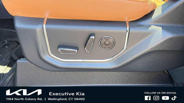 Used 2022 Ford Expedition Platinum AWD/4WD image 11