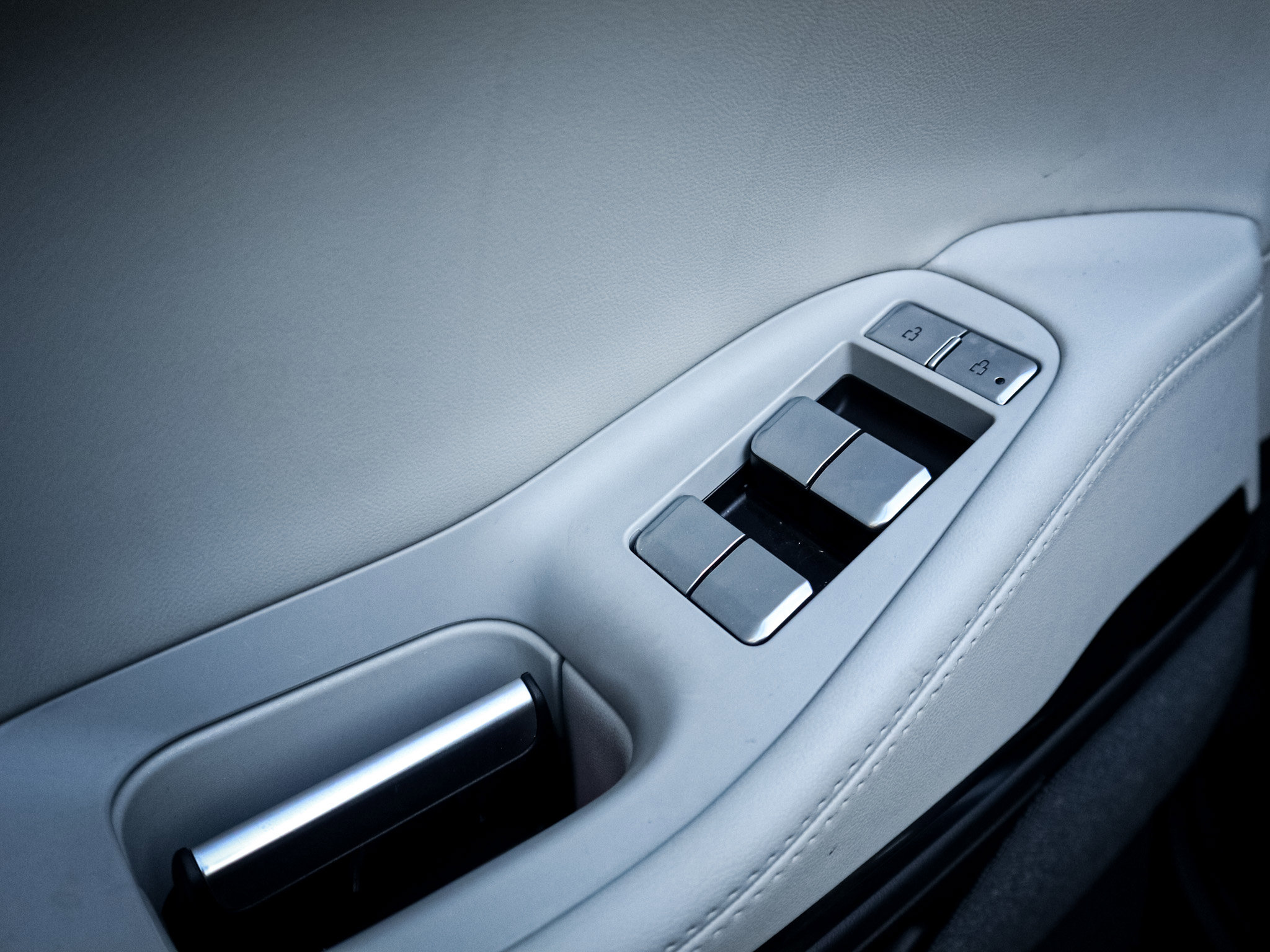 Used 2025 Lincoln Navigator Reserve image 15