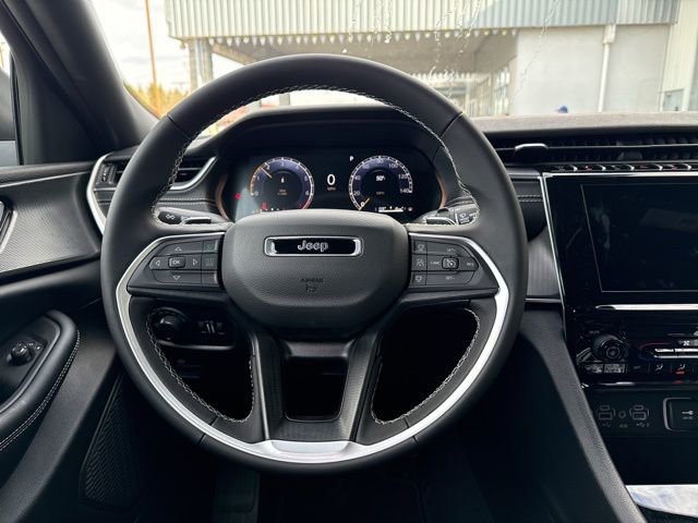 New 2026 Jeep Grand Cherokee L Laredo image 14