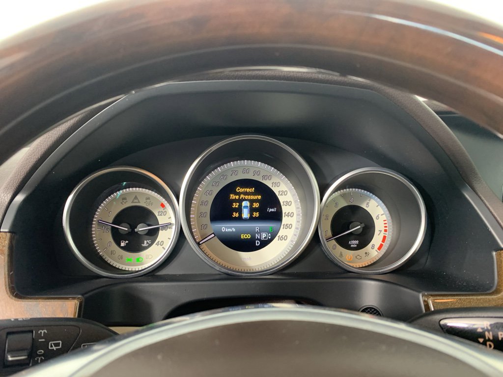 Used 2014 Mercedes-Benz E 350 Sport image 23