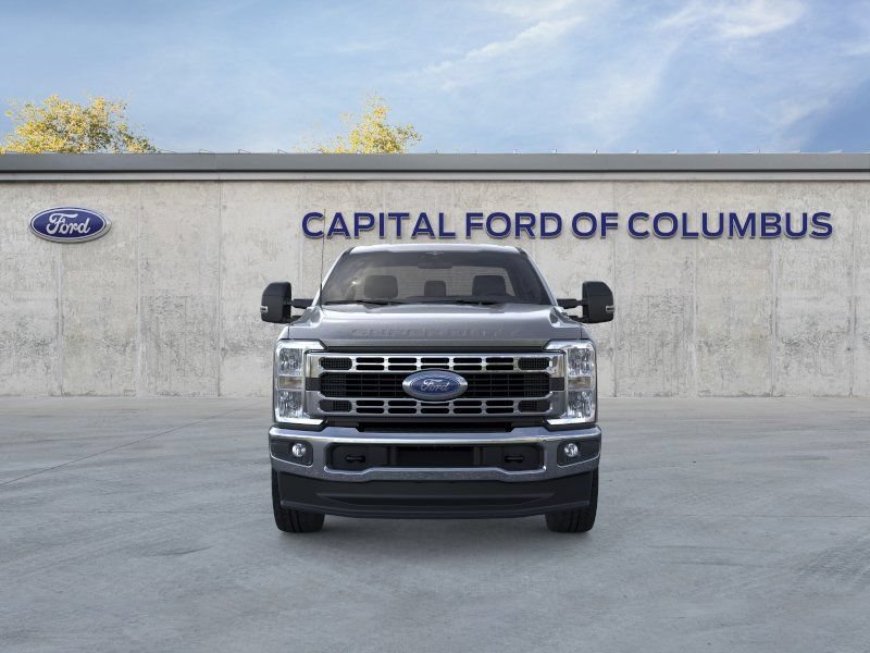 New 2026 Ford F350 XLT w/ FX4 Off-Road Package AWD/4WD image 2