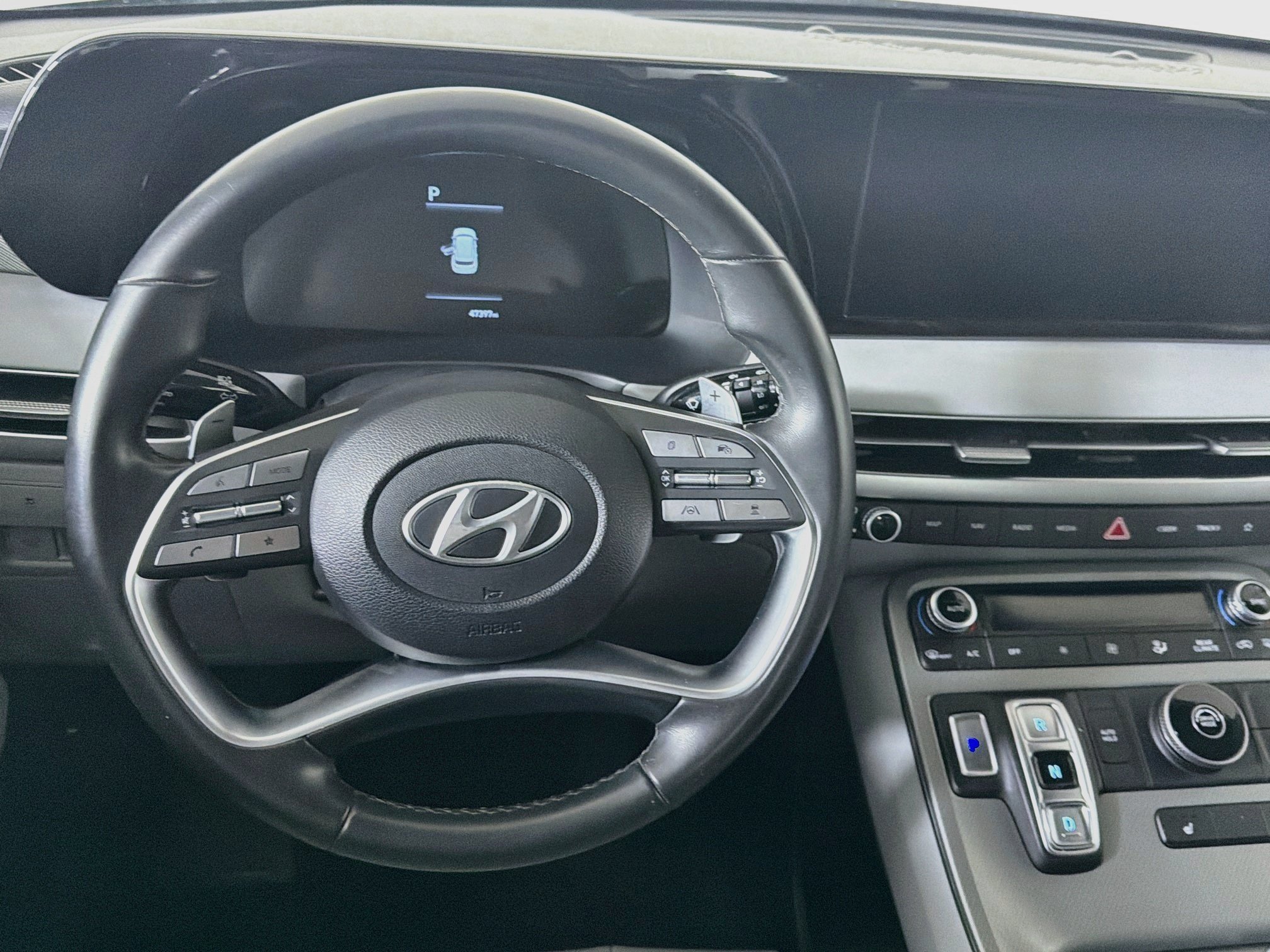 Used 2025 Hyundai Palisade SEL FWD image 17