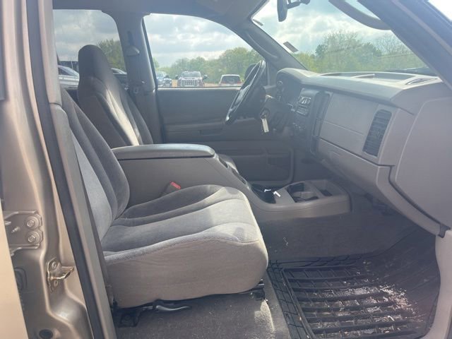 Used 2004 Dodge Dakota SLT w/ Deluxe Convenience Group AWD/4WD image 18