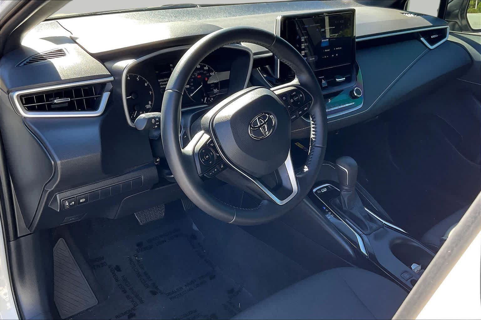 Used 2026 Toyota Corolla SE FWD image 17