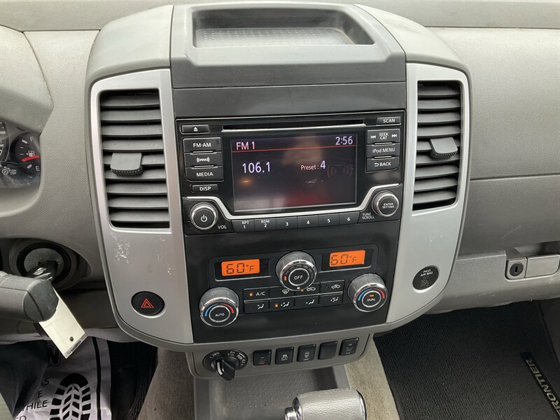 Used 2018 Nissan Frontier SV w/ Value Truck Package AWD/4WD image 28