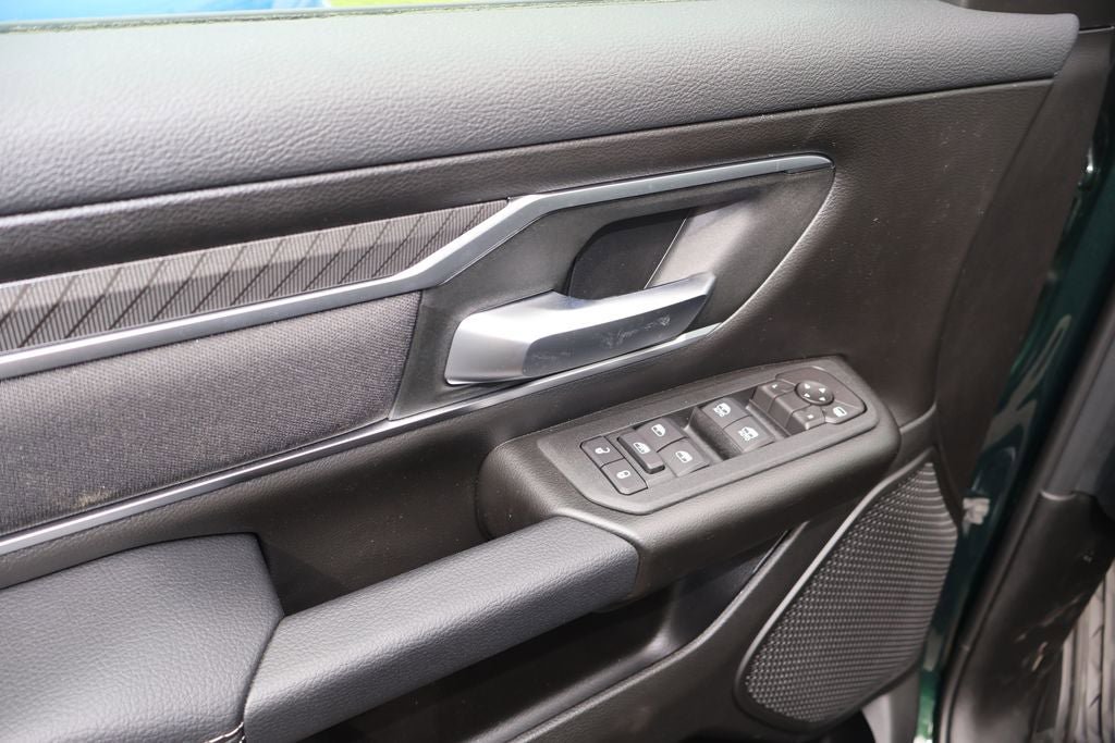 New 2026 RAM 1500 Big Horn AWD/4WD image 8