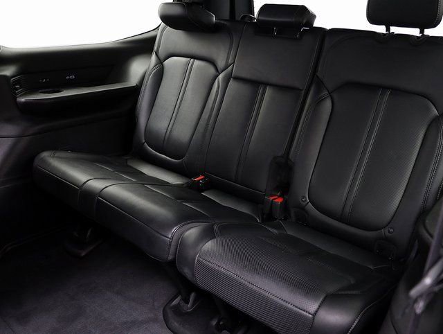 Used 2024 Jeep Wagoneer Series III image 12