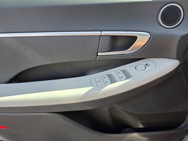 Used 2023 Hyundai Sonata SE image 20
