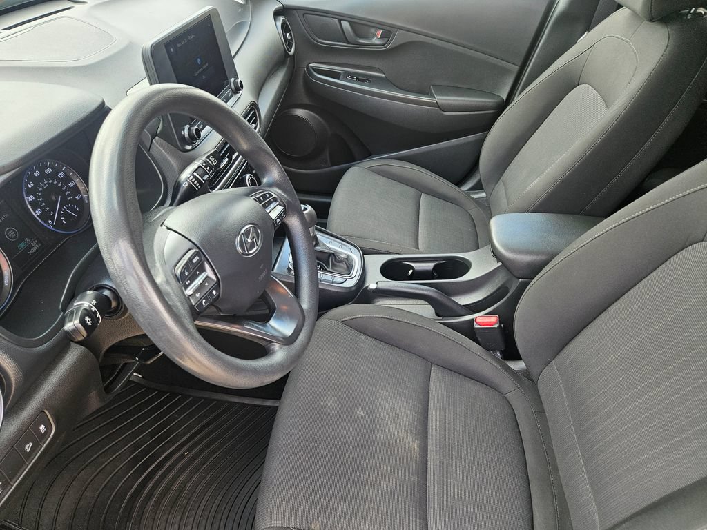 Used 2023 Hyundai Kona SEL w/ Cargo Package FWD image 17