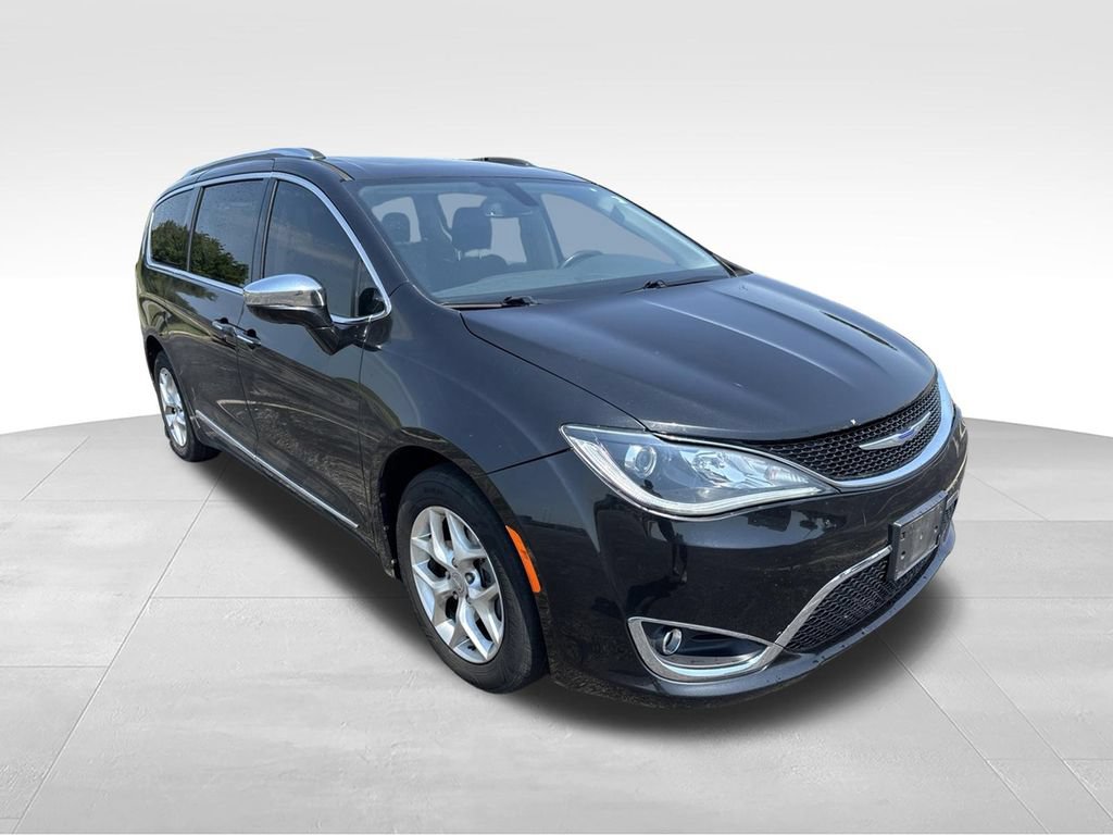 Used 2020 Chrysler Pacifica Limited FWD image 3