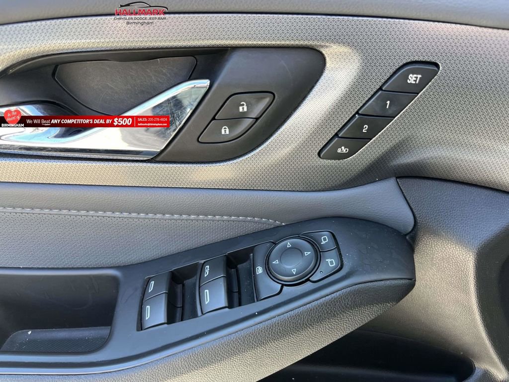 Used 2018 Chevrolet Traverse Premier w/ Driver Confidence II Package image 19