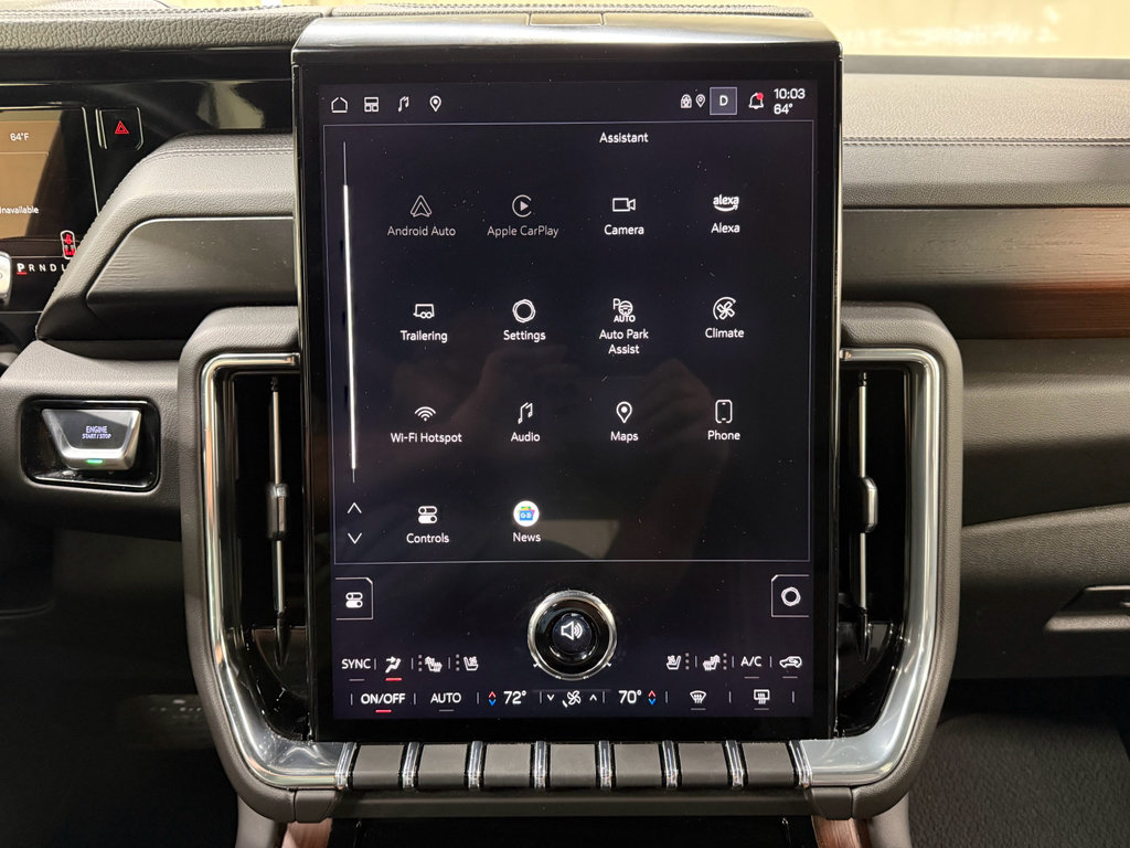 Certified 2025 GMC Yukon Denali AWD/4WD image 37