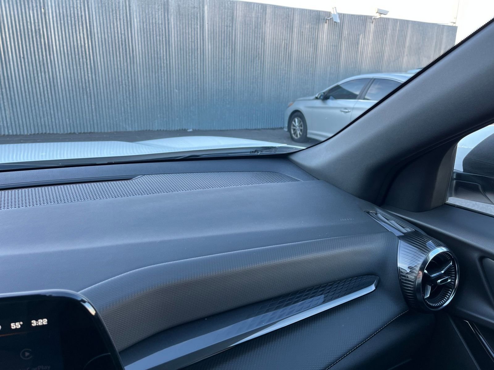 Used 2025 Chevrolet Equinox LT image 34