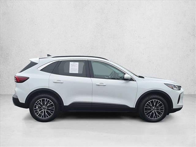 Used 2023 Ford Escape SE FWD image 4