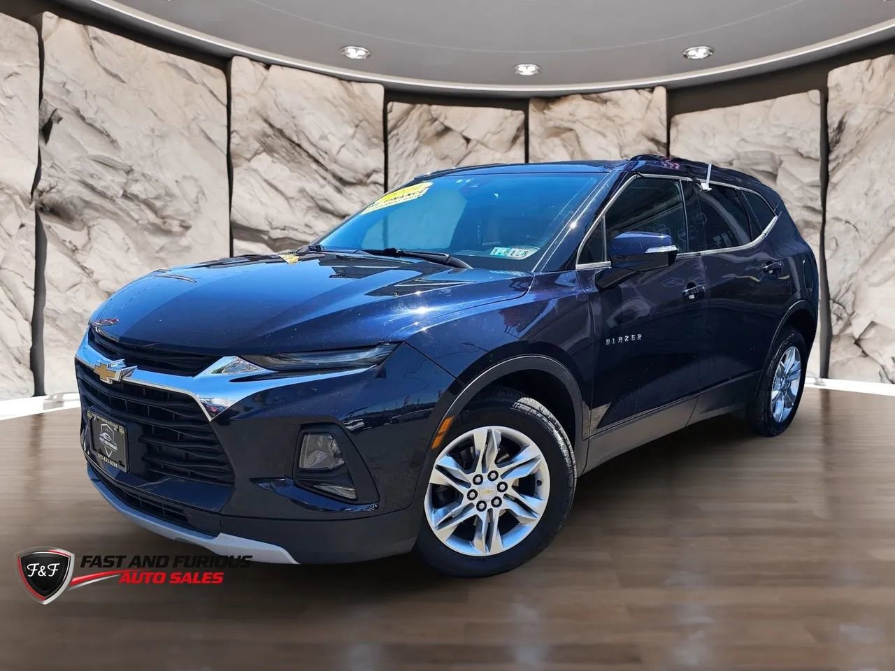 Used 2021 Chevrolet Blazer LT AWD/4WD image 2