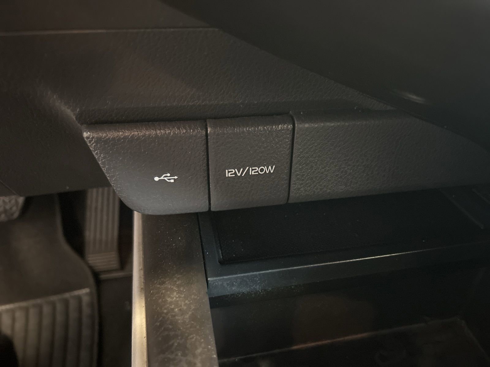 Used 2023 Toyota Camry SE image 22