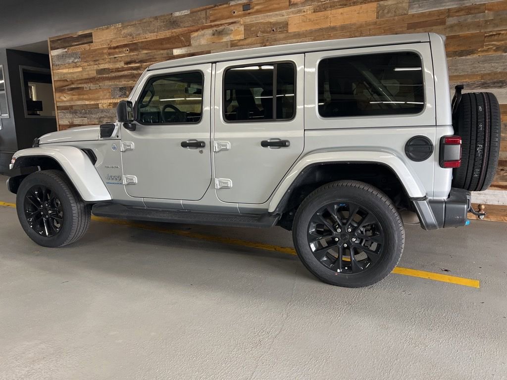 Used 2023 Jeep Wrangler Sahara 4xe image 8
