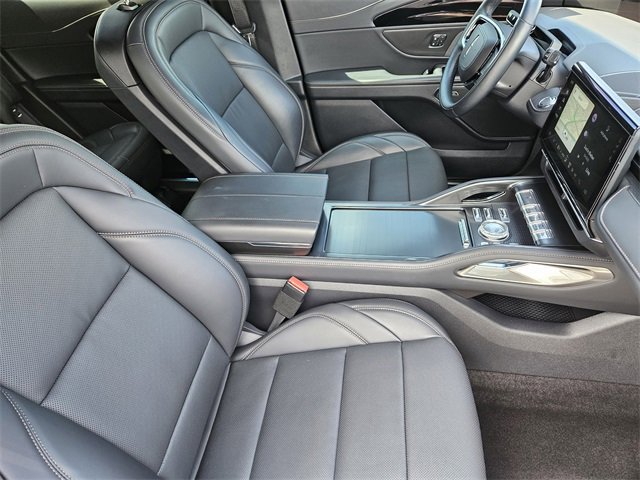 Certified 2024 Lincoln Nautilus Premier w/ Equipment Group 102A image 14