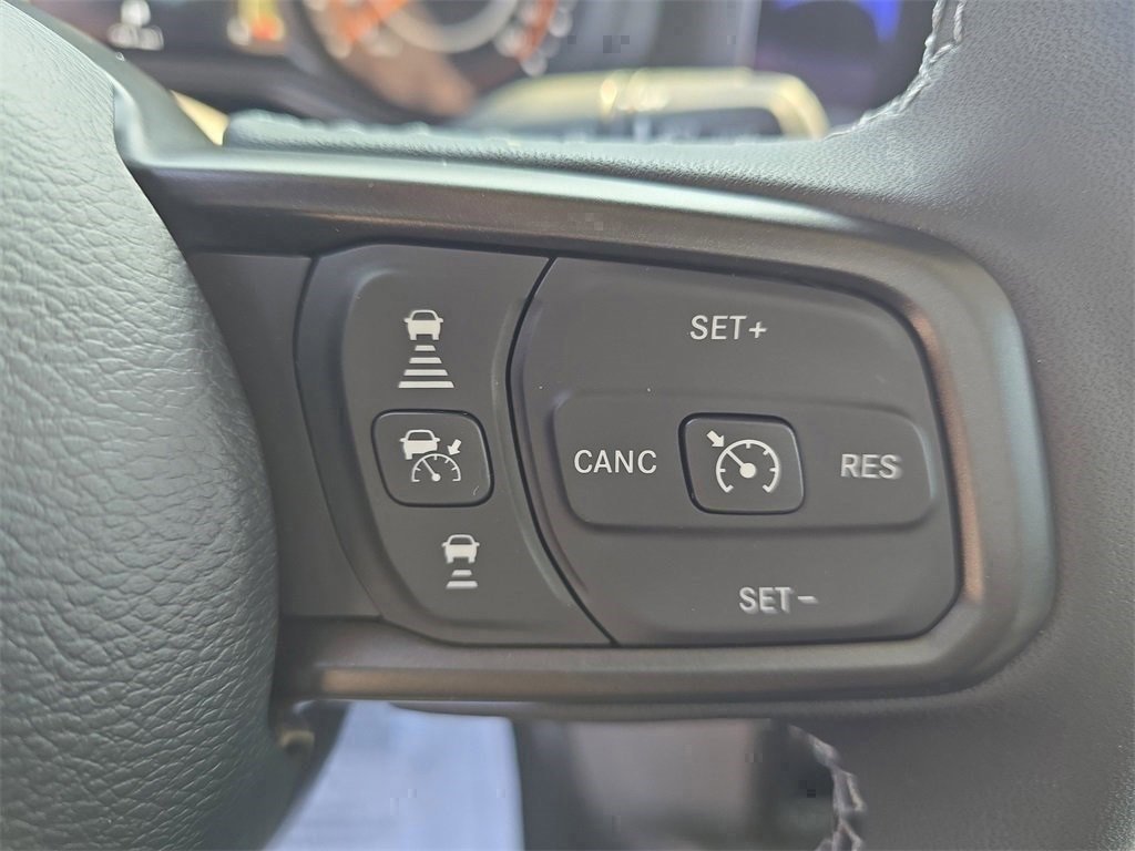 New 2025 Jeep Gladiator Sport image 18