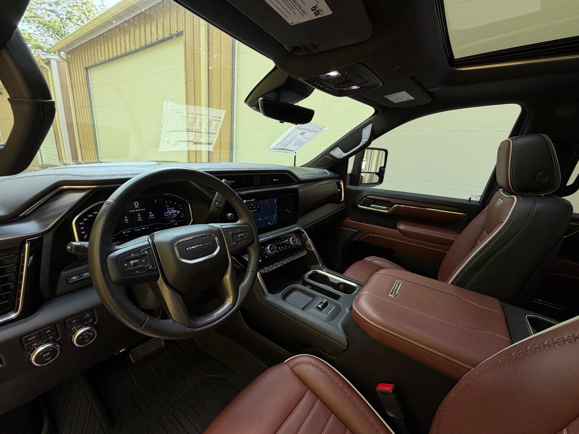 Used 2024 GMC Sierra 3500 Denali Ultimate AWD/4WD image 10