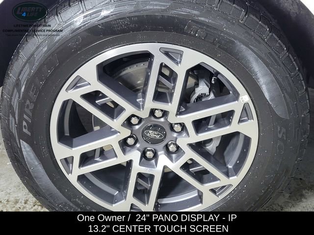 Used 2025 Ford Expedition Active image 10