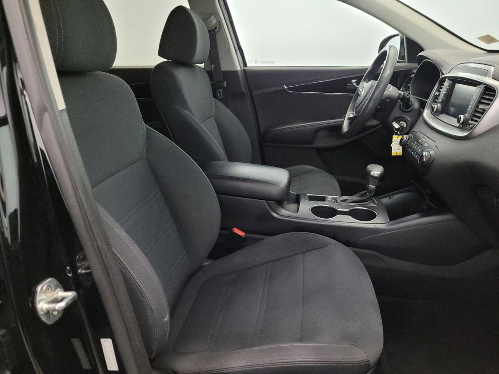Used 2019 Kia Sorento AWD image 21