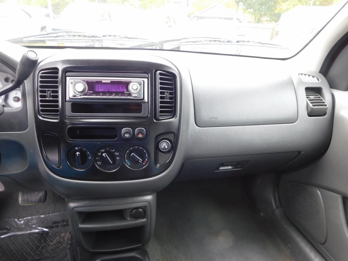 Used 2003 Ford Escape XLT image 7
