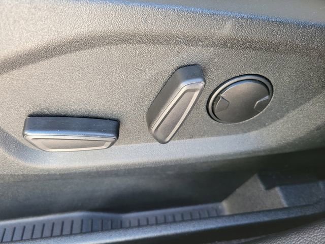 Used 2021 Ford Edge Titanium w/ Equipment Group 301A image 20