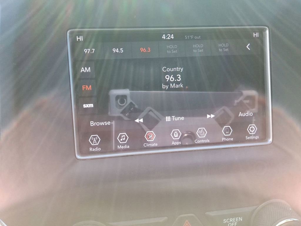 Used 2018 Jeep Grand Cherokee Limited image 14