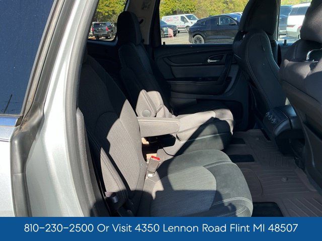 Used 2015 Chevrolet Traverse LT FWD image 27