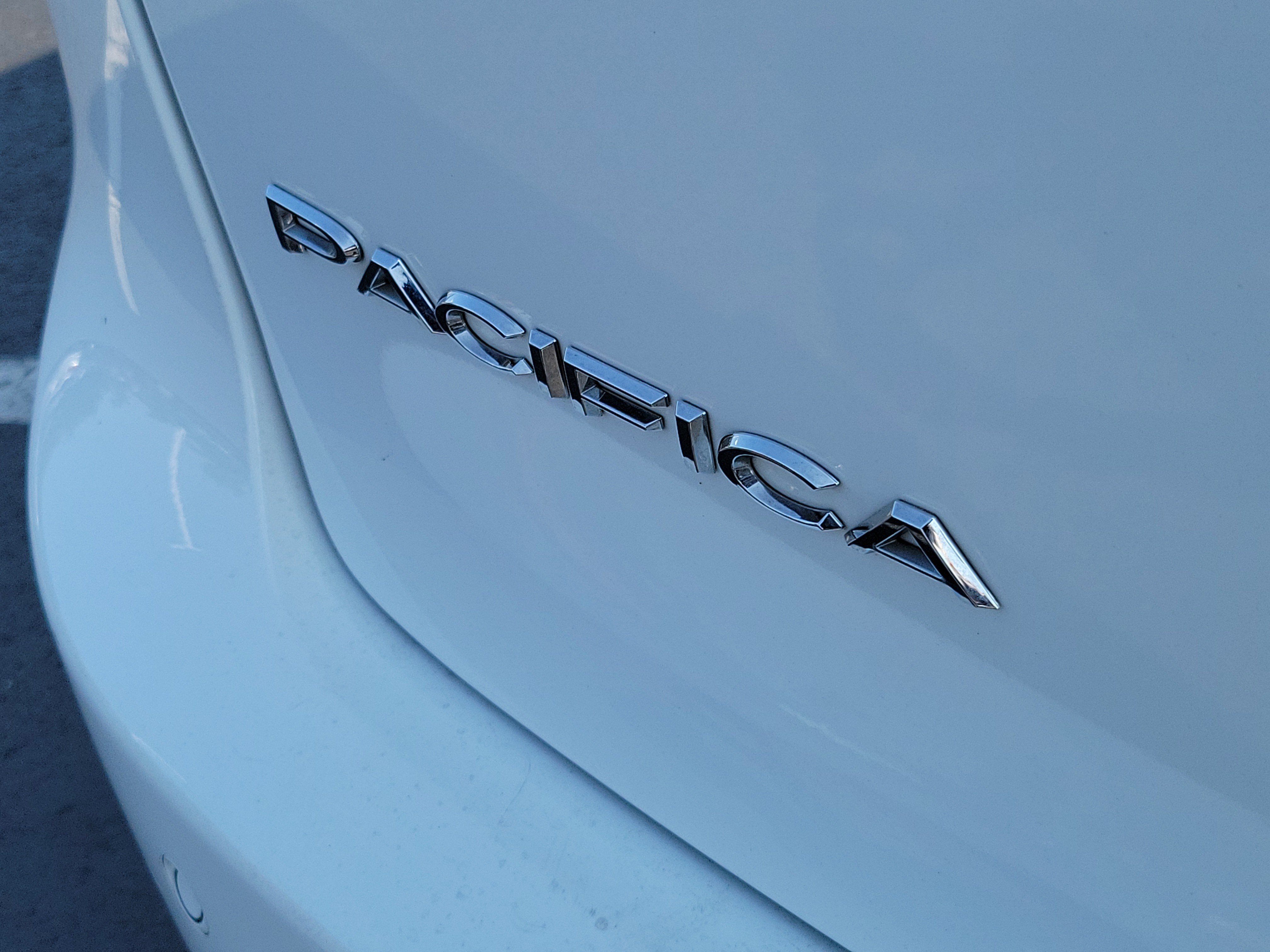 Used 2024 Chrysler Pacifica Touring-L FWD image 7