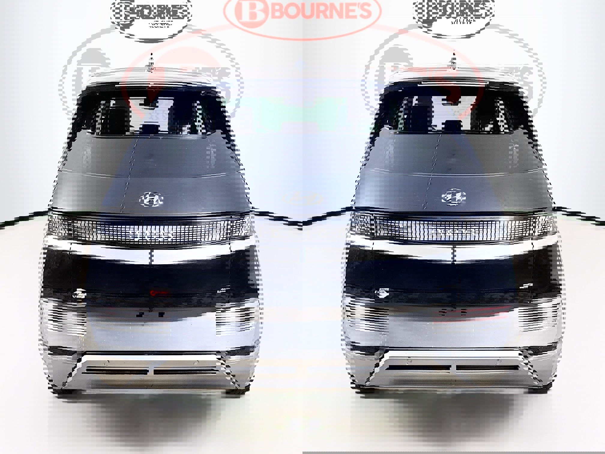 Used 2023 Hyundai Ioniq 5 Limited w/ Cargo Package image 11