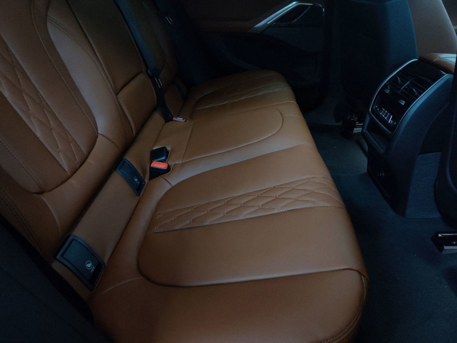 New 2026 BMW X6 M60i image 25