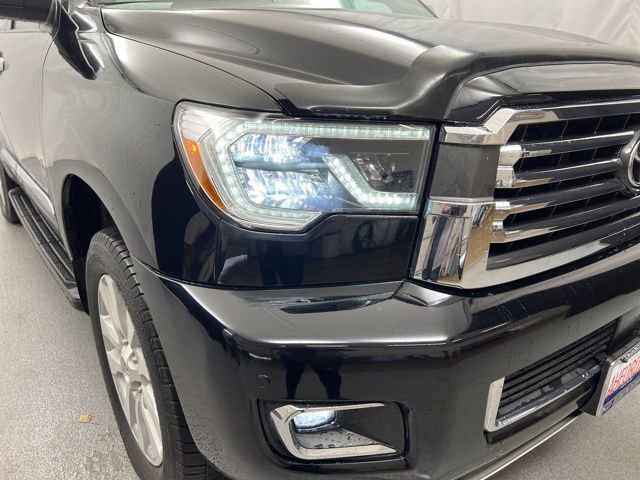 Used 2019 Toyota Sequoia Platinum image 2