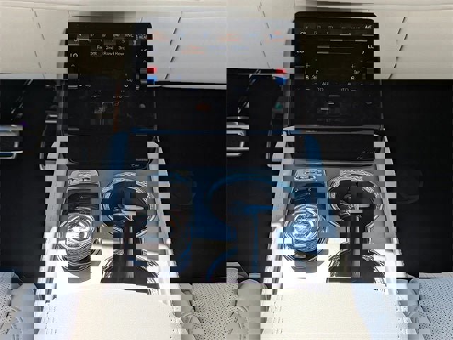 New 2026 Cadillac Vistiq Sport w/ LPO, Floor Liner Package image 20