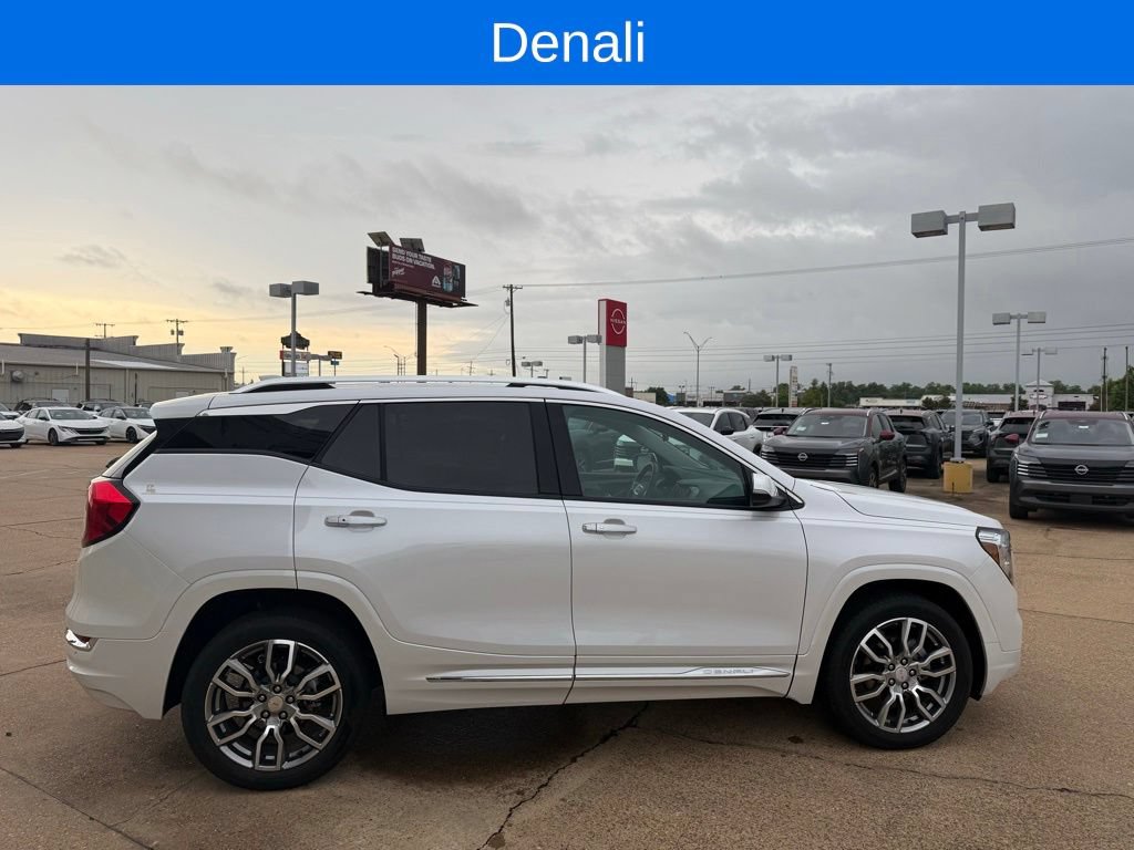 Used 2023 GMC Terrain Denali w/ LPO, Floor Liner Package AWD/4WD image 5