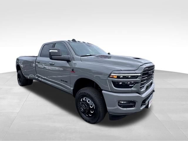 New 2026 RAM 3500 Laramie AWD/4WD image 9