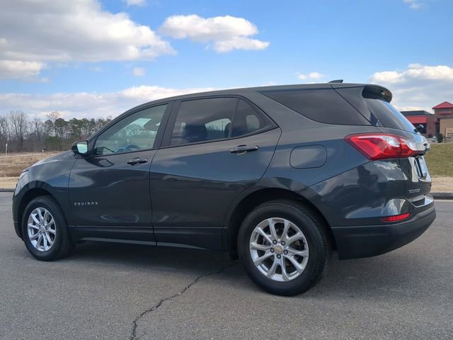Used 2020 Chevrolet Equinox LS w/ LS Convenience Package image 6