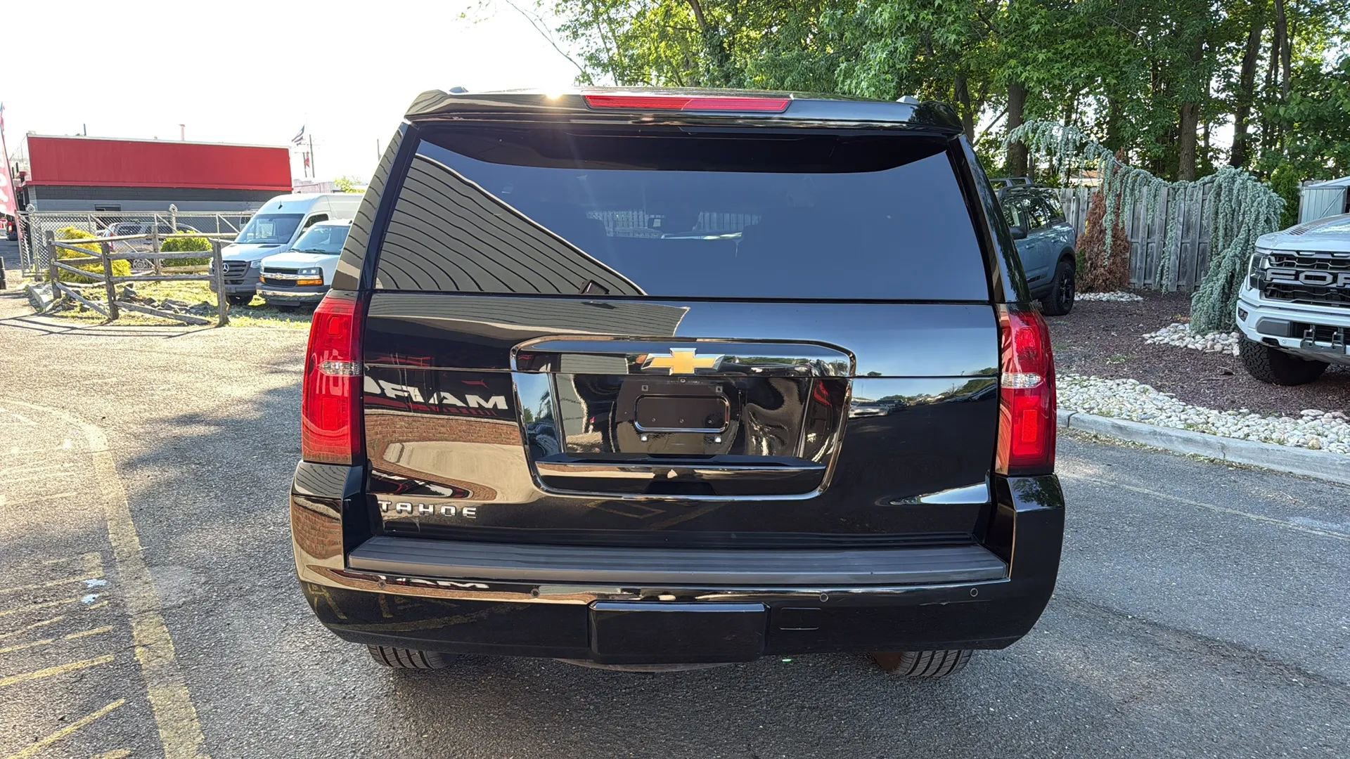 Used 2017 Chevrolet Tahoe LT AWD/4WD image 7