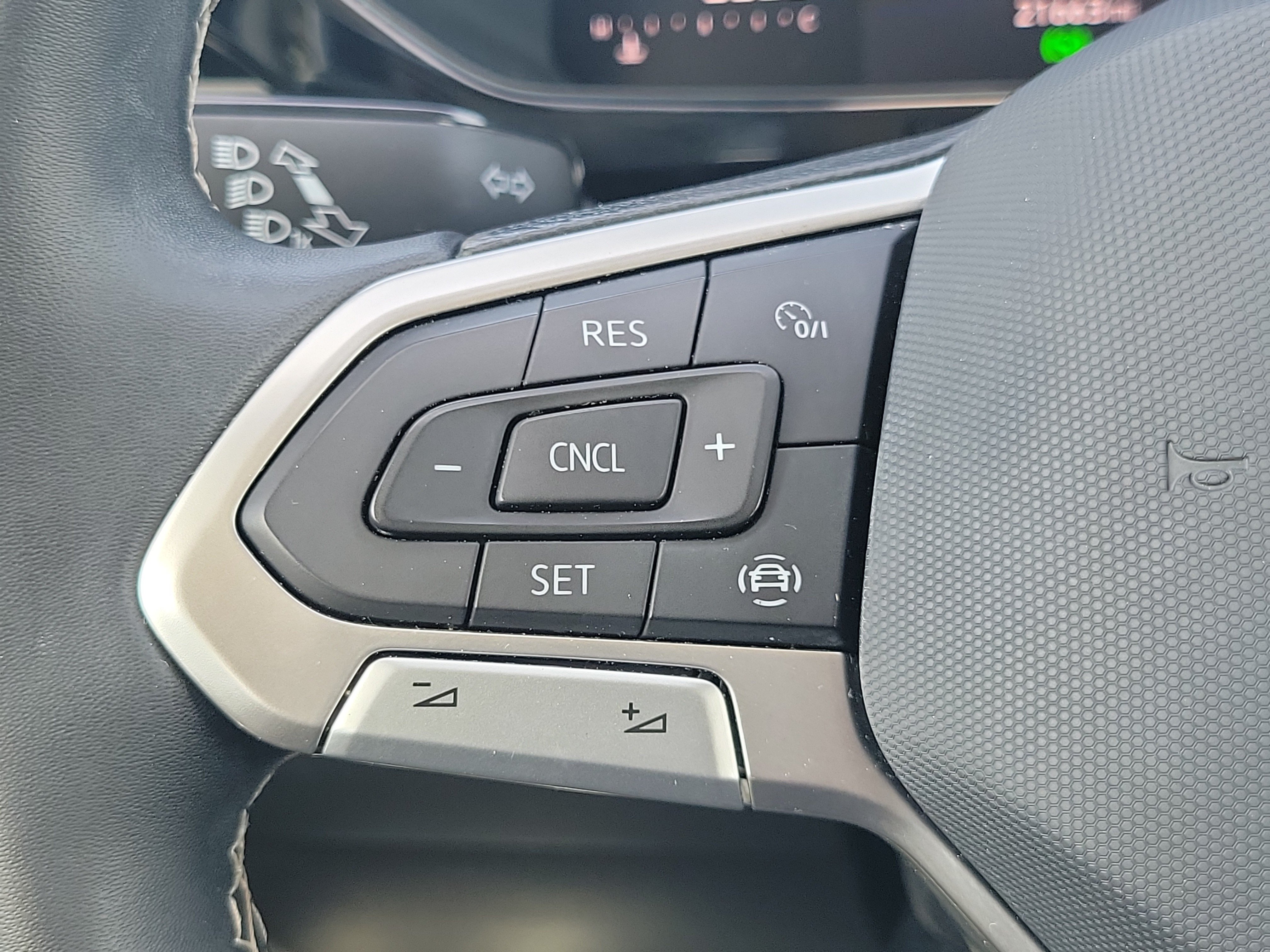 Used 2023 Volkswagen Taos S FWD image 25