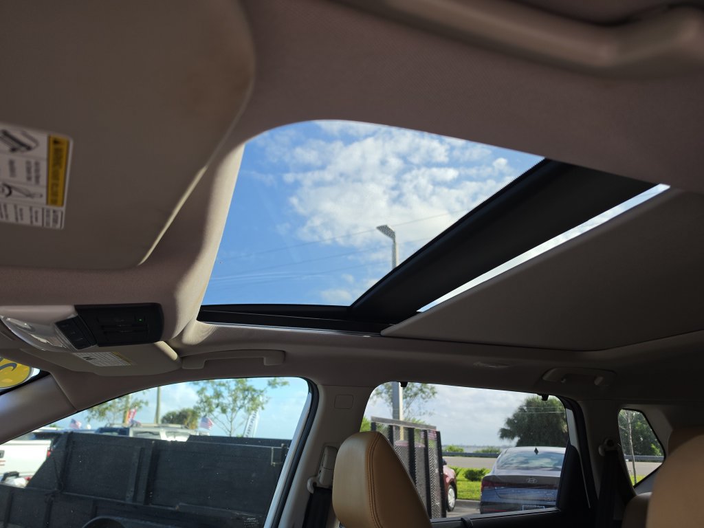 Used 2021 Nissan Rogue Platinum FWD image 32