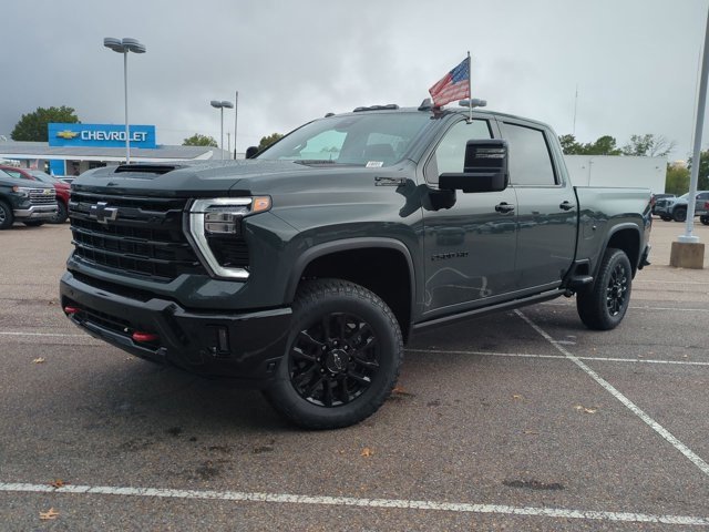 New 2026 Chevrolet Silverado 2500 LTZ w/ Trail Boss Package