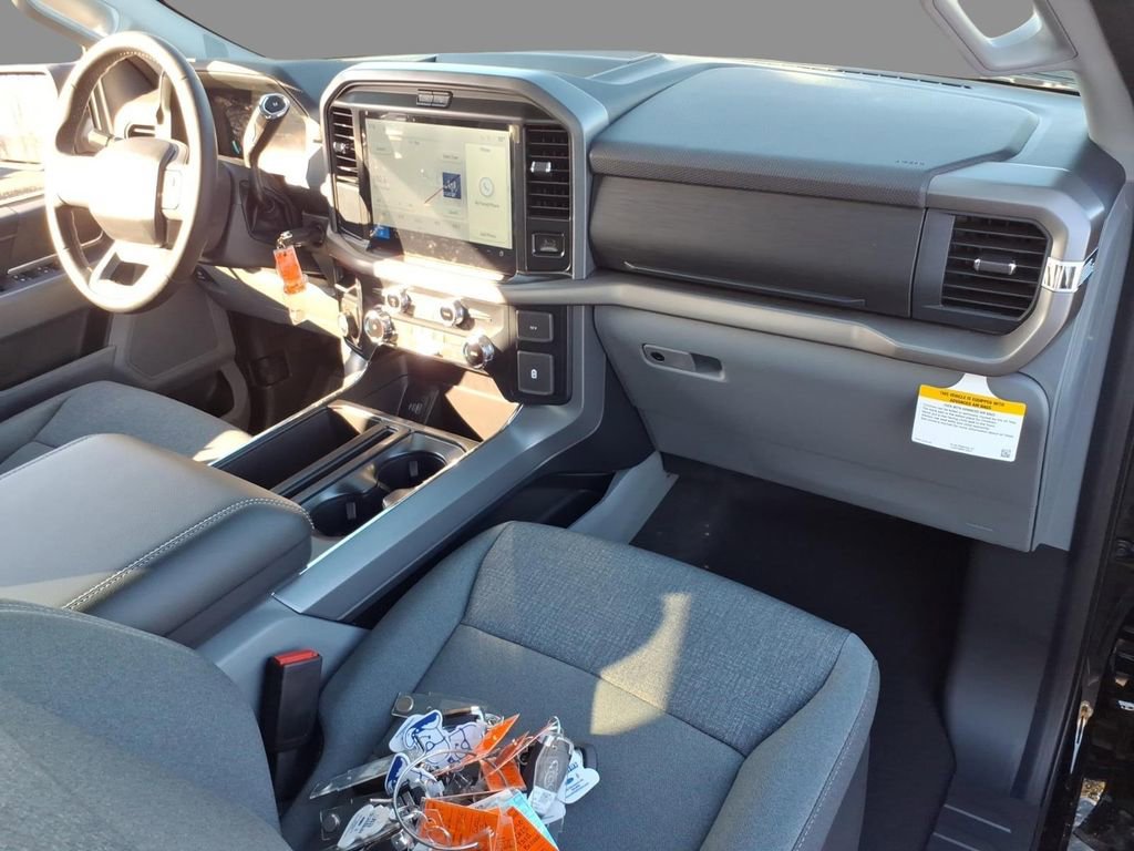 New 2026 Ford F150 XLT w/ FX4 Off-Road Package image 11