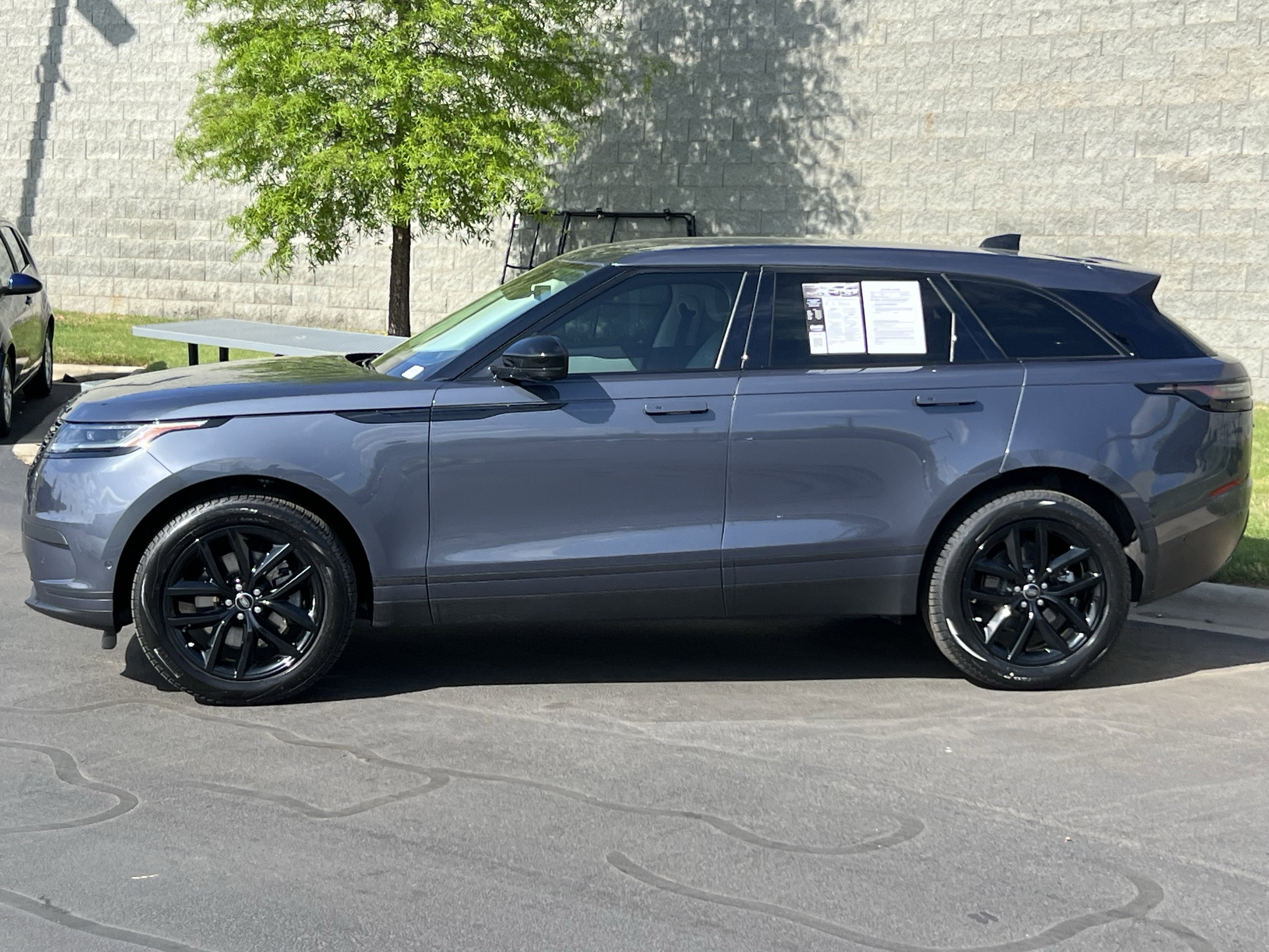 Certified 2025 Land Rover Range Rover Velar S image 4