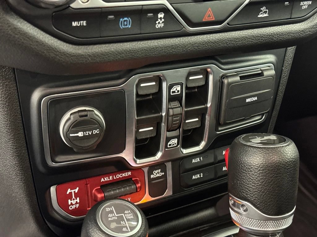 Certified 2024 Jeep Wrangler Unlimited AWD/4WD image 26